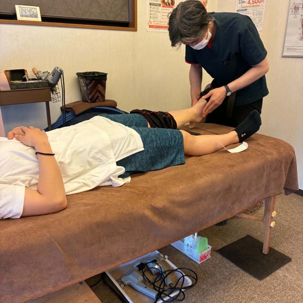 剣道で左下腿からアキレス腱周辺に痛みがあった大学生への施術